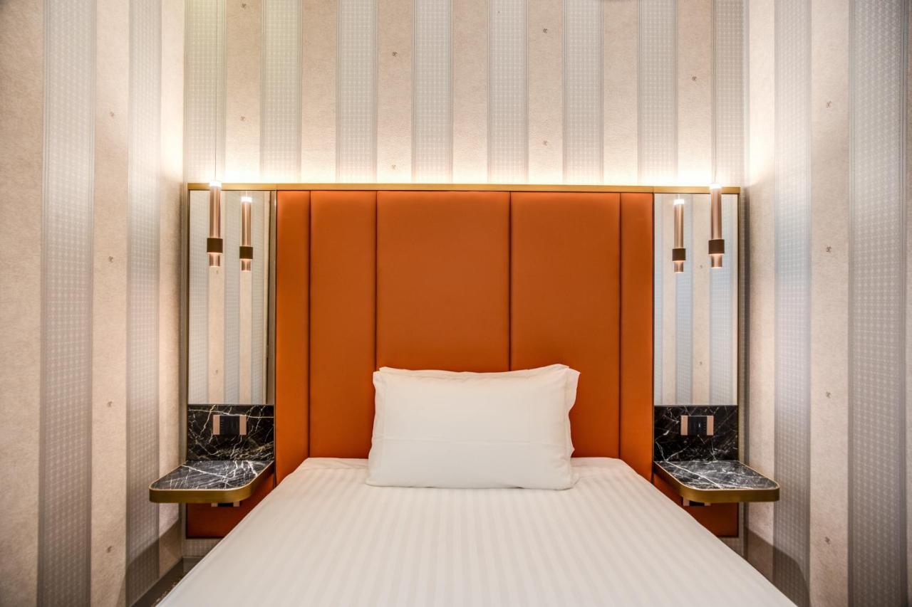 Cc Palace Hotell