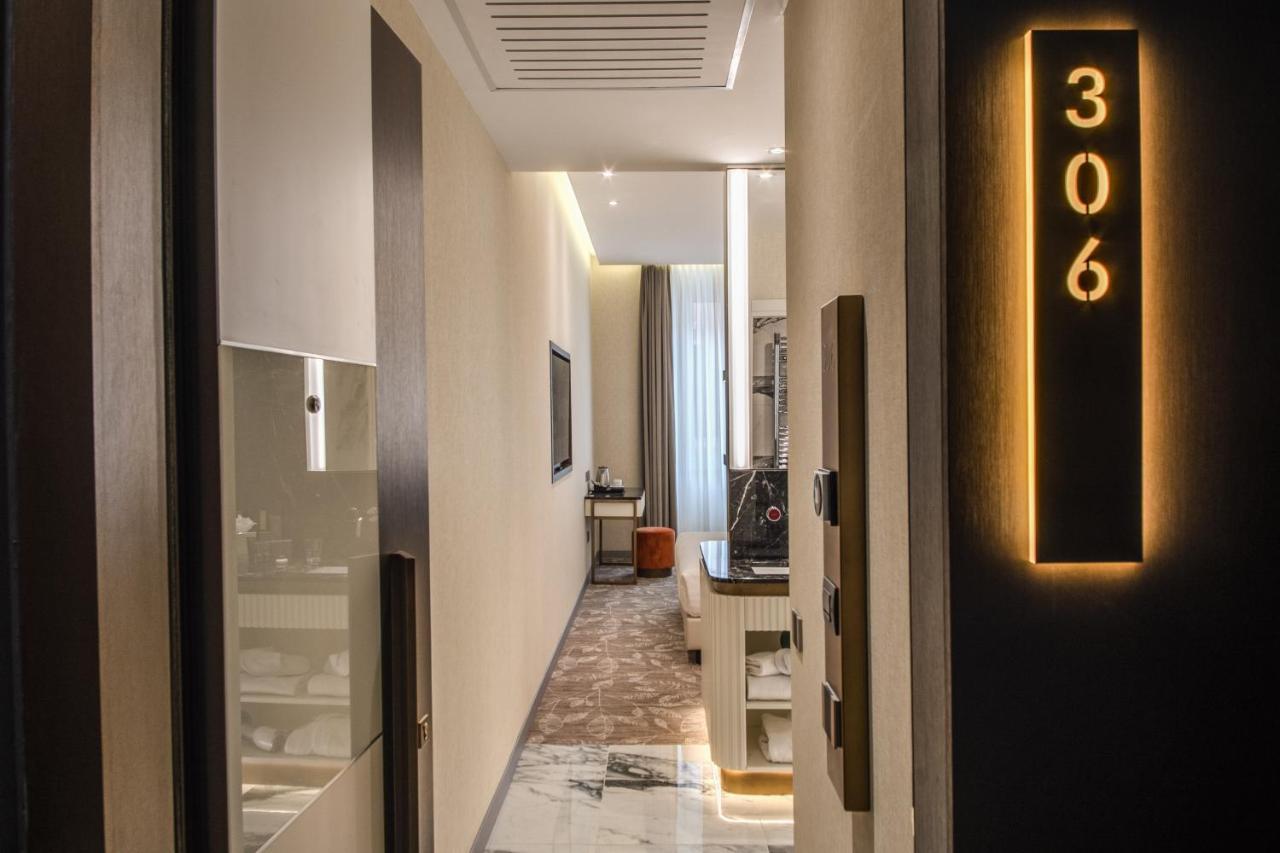 Cc Palace Hotell 4*