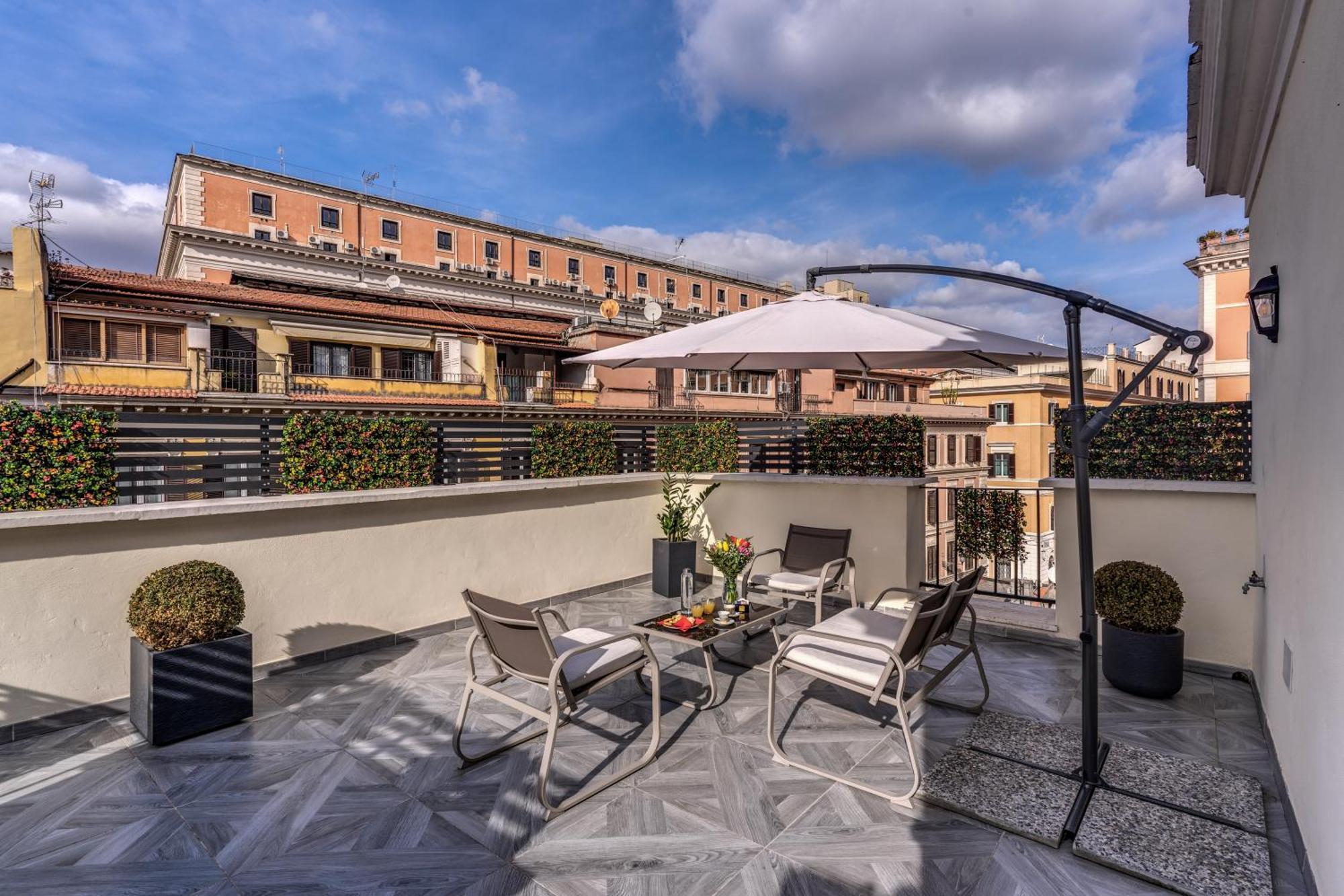 Cc Palace Hotell
