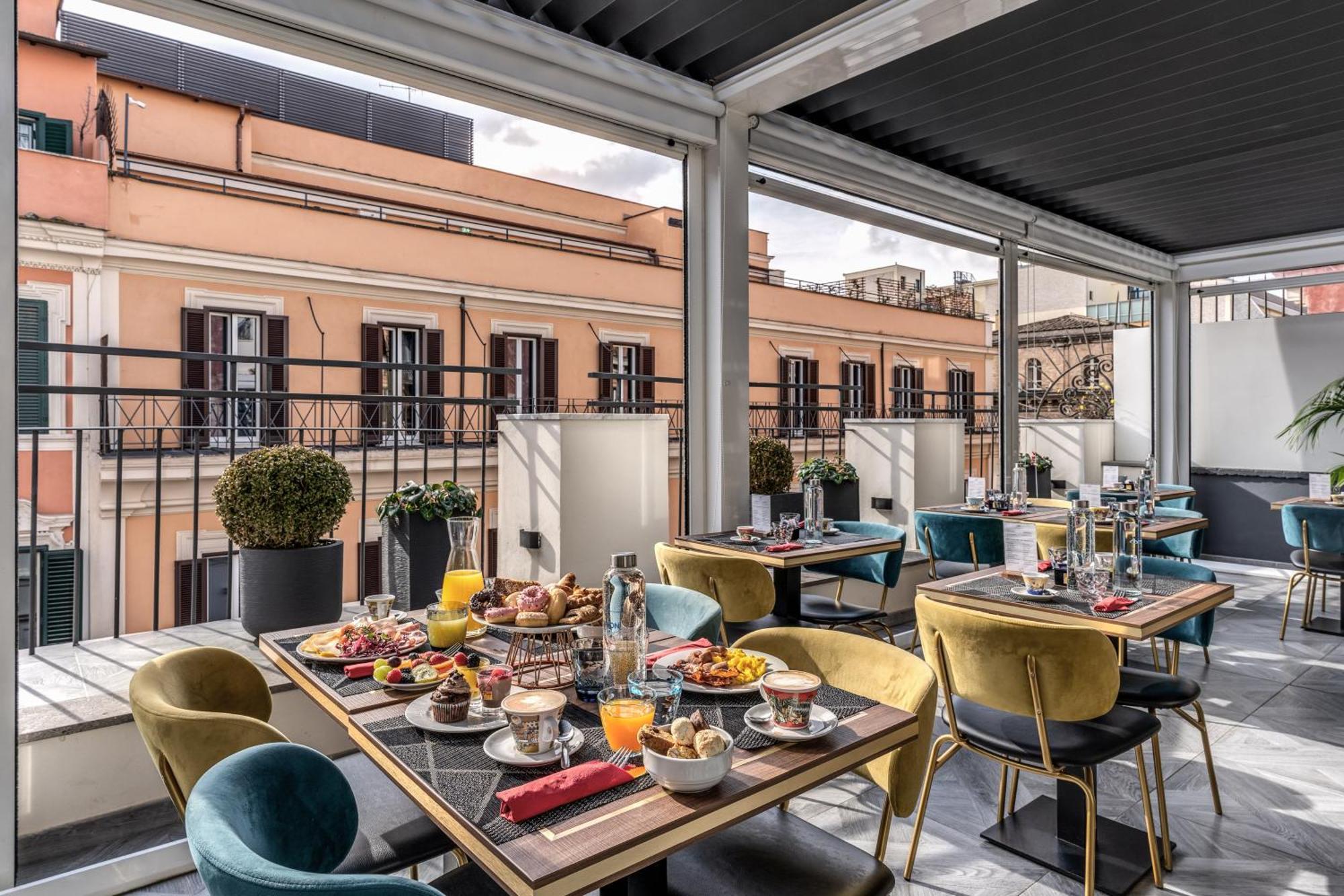 Hotell Cc Palace 4*
